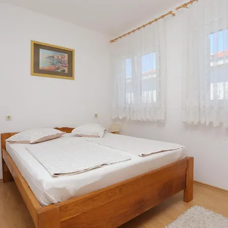 Apartamento By The Sea Okrug Donji, Ciovo - 16657 *