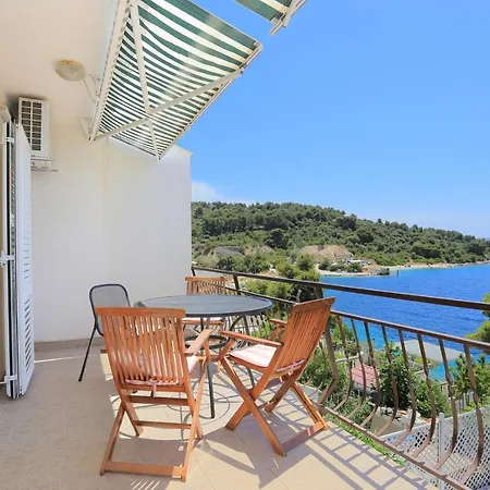 Apartment By The Sea Okrug Donji, Ciovo - 16657 Donji Okrug (Ciovo)