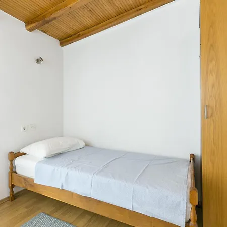 Apartman By The Sea Okrug Donji, Ciovo - 16657 *